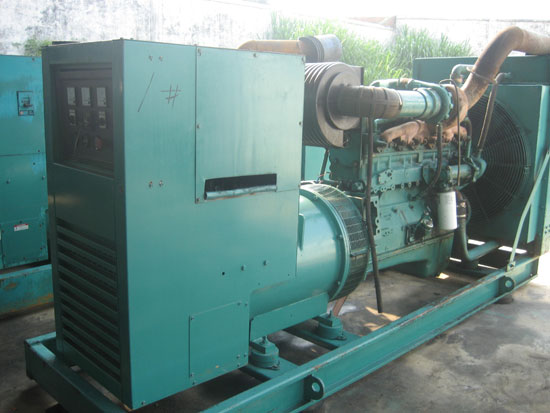 大理租赁发电机- 发电机碳刷磨损的原因是什么