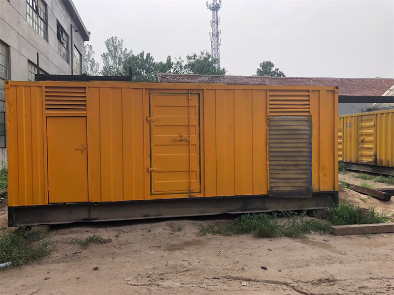 大理柴油发电机如何判断新机油是否已经完全充满机油滤清器？