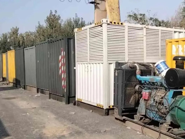 大理200KW柴油发电机机组每小时油耗是多少？